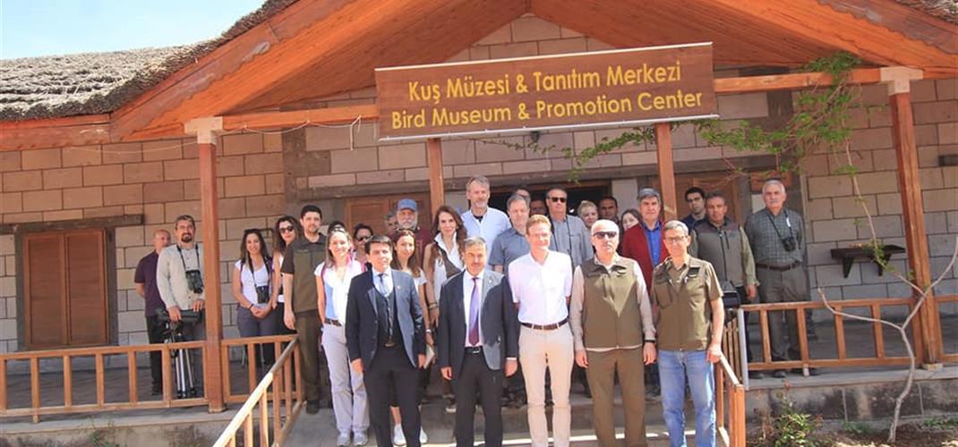 Avrupa Birliği (AB) Türkiye Delegasyonu Başkanı Büyükelçi Nikolaus Meyer Landrut,  Sultan Sazlığı Milli Parkı'nı ziyaret etti.